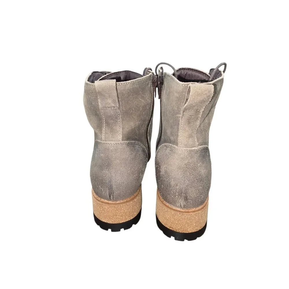 Taos Women Main Street ankle boots featuring Leather uppers size 8-8.5